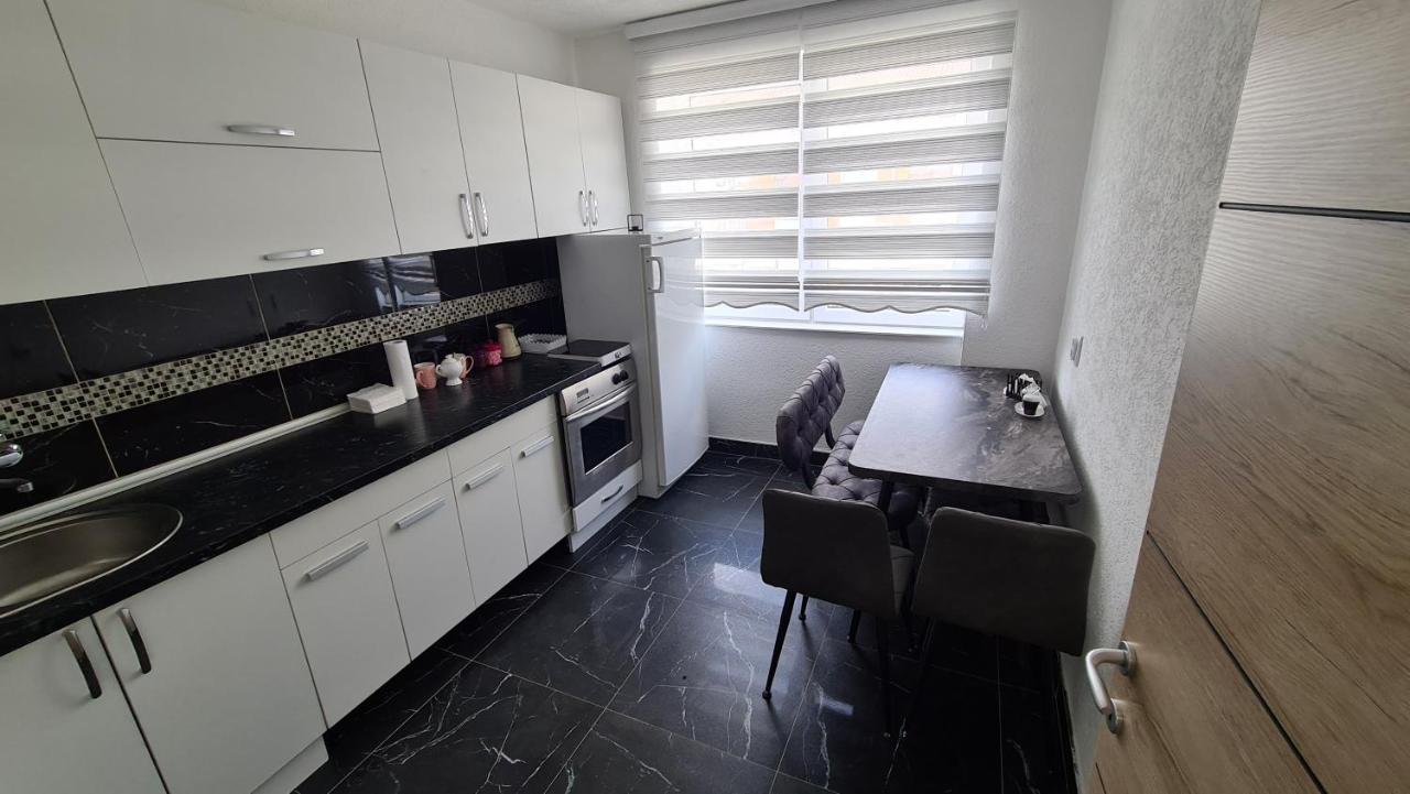 נובי פאזאר Galata Vip Apartment מראה חיצוני תמונה